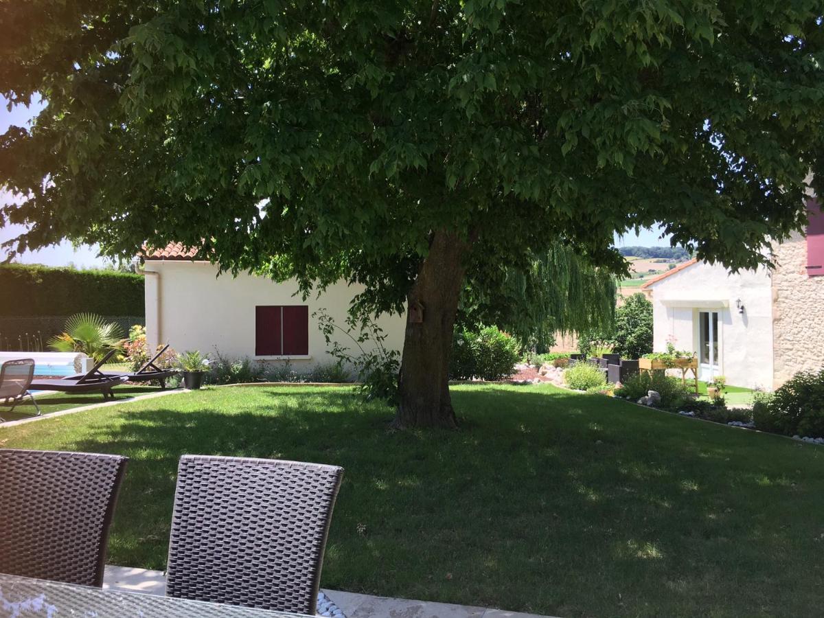 Bed and Breakfast Domaine De La Vigne Cadalen Exterior foto