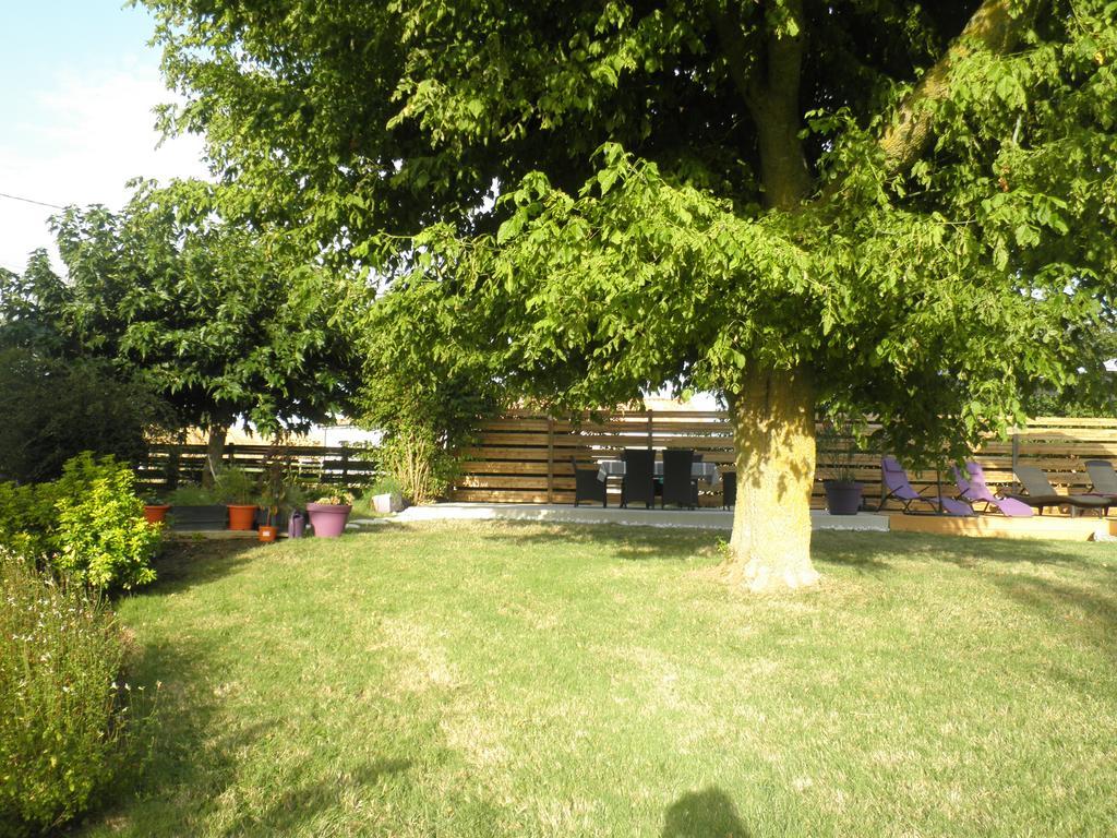 Bed and Breakfast Domaine De La Vigne Cadalen Exterior foto